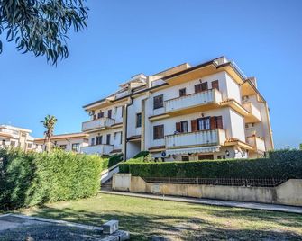 Il Sole di Scalea: Comfort e bellezza - Scalea - Building