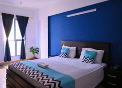 Ktown Rooms Dha Phase 7 - Karachi - Bedroom