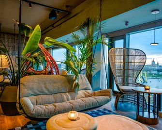 Motel One Wien-Donau City - Viena - Bar
