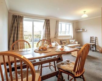 Three Bedroom Home with Garden and Parking - Crewkerne - Dining room