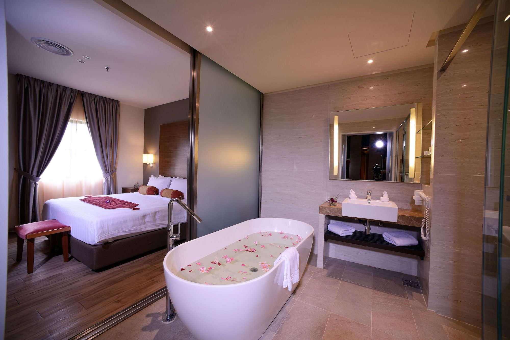 Bella Vista Waterfront Resort, Langkawi - Langkawi