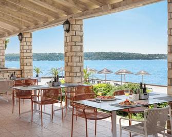 Aminess Planet Camping Holiday Homes Sirena - Novigrad - Balcony