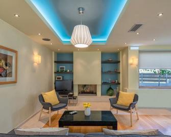 Nancy - Chara Apartments - Gouves - Lobby