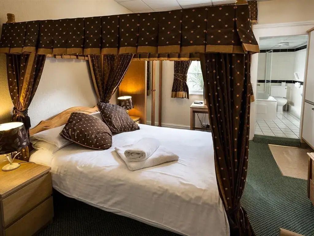 ألبرت آند فيكتوريا هوتل