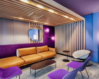 B&B Hotel Augsburg-West - Augsburg - Lounge