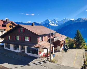 Chalet Lilo 4 Zimmer big View - Beatenberg - Gebäude