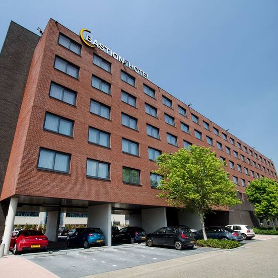 Bastion Hotel Amsterdam Airport image 1