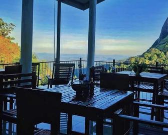 Grand Cliff Ella - Ella - Balkon
