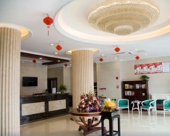 Greentree Inn Taizhou Xinghua Wuyue Square - Taizhou - Lobby