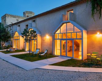 Domaine La Ferme Hi Bride - Villelaure - Bâtiment