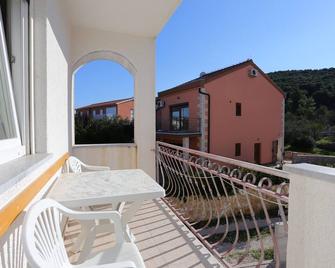Apartment Slatine 14541a - Slatine - Balkon