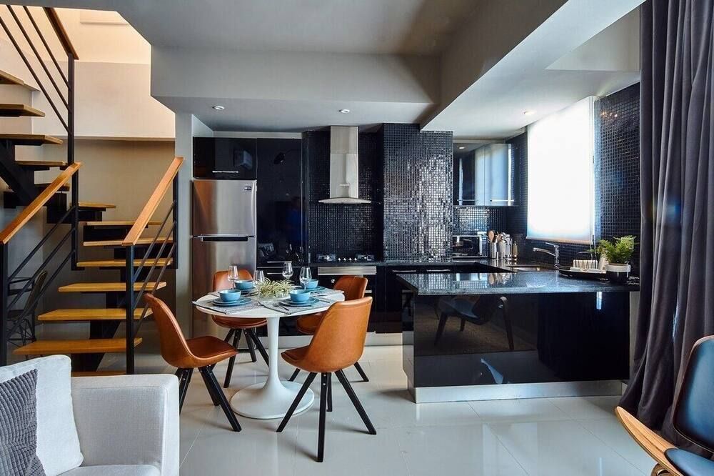 Yellowkey Designer Loft: City Views 1br Piantini - Santo Domingo - Kitchen