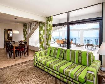 Cabana Beach Resort - Umhlanga - Living room