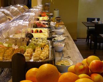 Pension Neptuns Ankerplatz - Куксгафен - Ресторан