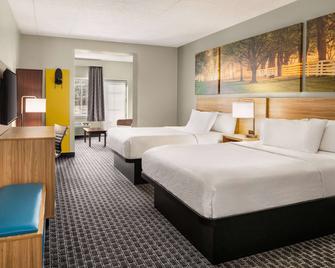 Days Inn & Suites by Wyndham Lancaster Amish Country - לנקסטר - חדר שינה