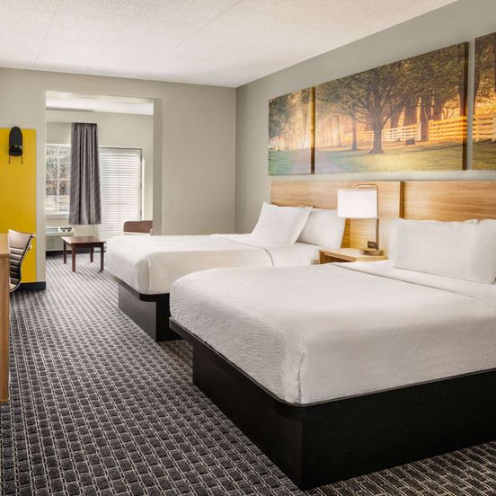 Bedroom view of Days Inn & Suites by Wyndham Lancaster Amish Country