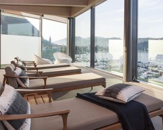 Hotel De Charme - Laveno-Mombello