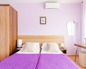 Apartments Mara - Kastela - Bedroom