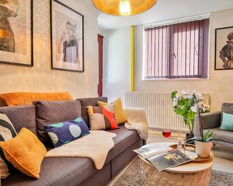 George House3Bedroom Home to Uni/Hospital/Centre - Sheffield - Wohnzimmer