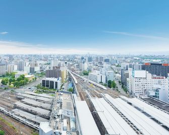 remm Shin-Osaka - אוסקה - נוף חיצוני