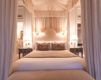 Domaine Les Crayeres - ריימס - חדר שינה