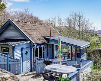 4 Person Holiday Home In Hamburgsund-By - Grebbestad - Patio