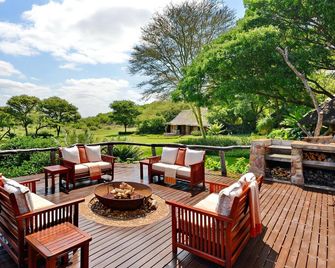 Royal Morubisi Founder's Lodge - Vaalwater - Patio