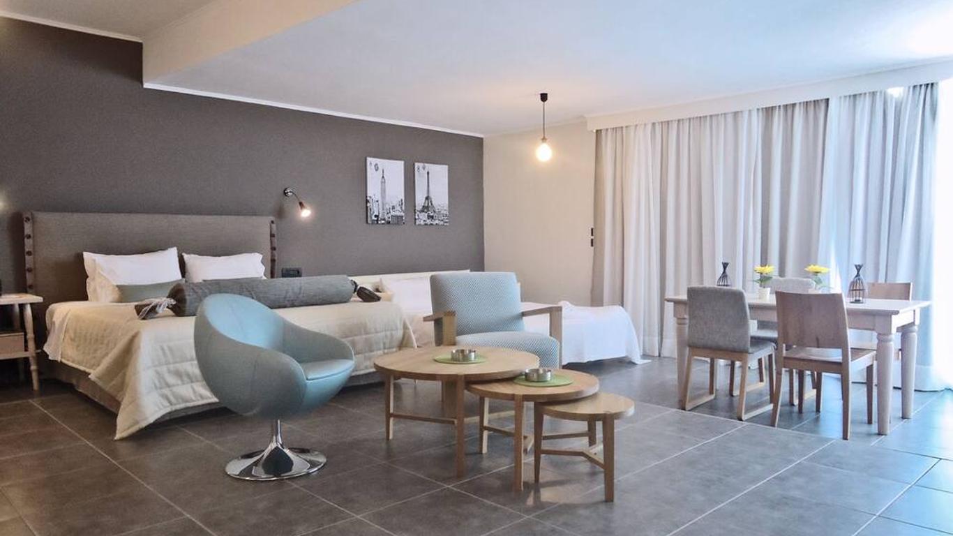 Amphitryon City Hotel