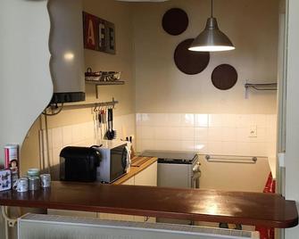 Gîte des Chapelains Coeur de Ville - La Charité-sur-Loire - Cuisine