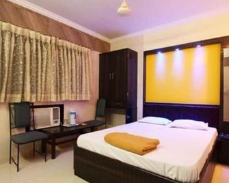 Hotel Diamond - Bombay - Habitación
