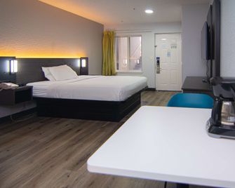 Studio 6-West Palm Beach, Fl - ווסט פאלם ביץ' - חדר שינה