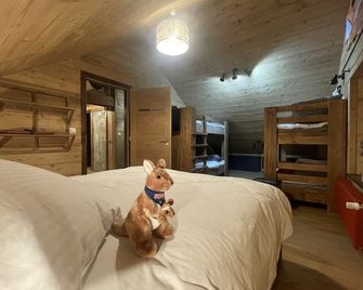 5 gîte with indoor pool, sauna, 20 mins from ski slopes, 300 m from a lake - Saulxures-sur-Moselotte - Habitación