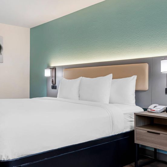 Comfort Inn Sea World Area image 1