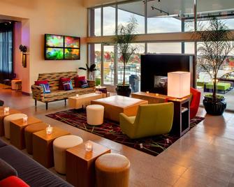Aloft Leawood-Overland Park - Leawood - Lounge