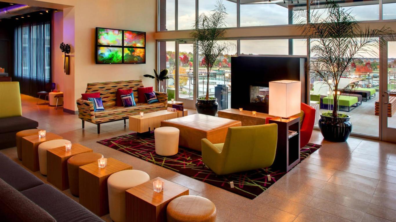 Aloft Leawood-Overland Park