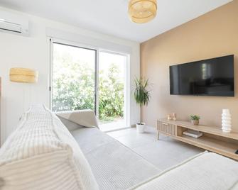 Villa Mimosa - Marignane - Living room