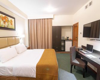 El Dorado Classic Hotel - איקיטוס - חדר שינה