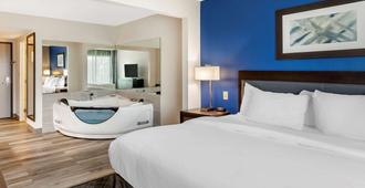 Comfort Inn & Suites - Grand Blanc - Camera da letto