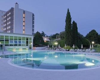 Casa Luna a Montegrotto Terme - Montegrotto Terme - Havuz