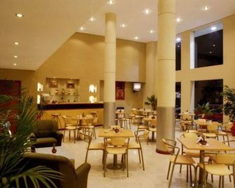 Wilson Hotel - סלטה - מסעדה