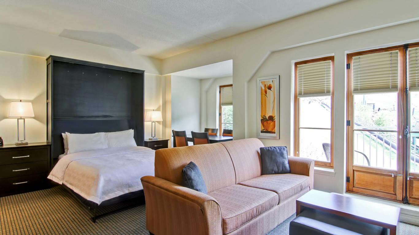 Homewood Suites by Hilton Mont-Tremblant Resort