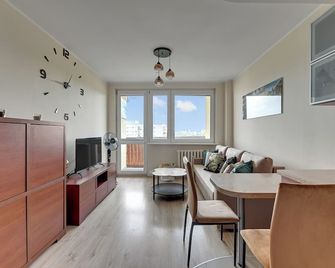 Rentplanet - Apartament Przymorze - Gdansk - Comedor