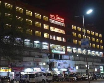 Hotel Comfort - Bharūch - Building