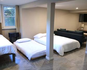 New! Liberty Upstate Retreat With Outdoor Pool, Bbq & Scenic Trails! - Liberty