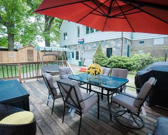 Cottage On Crystal Beach | 3br & Bbq! - Fort Erie