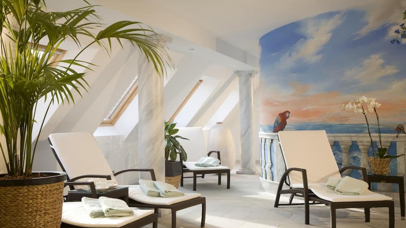 Relais & Châteaux Bülow Palais