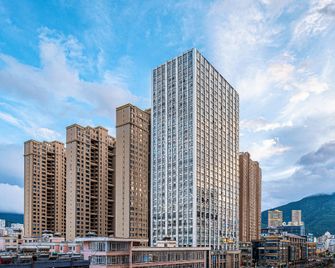GreenTree Alliance Dali Xiaguan Area Jianshe Road Tai'an Metro Hotel - Dali - Building
