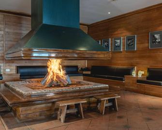 Wyndham Garden Ushuaia Hotel del Glaciar - Ushuaia - Lobby