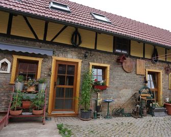 Heustube - Ferienwohnung Lungmuß - Erfurt - Budova
