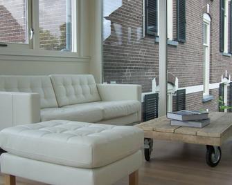 Hotel het Oude Postkantoor - Brummen - Wohnzimmer